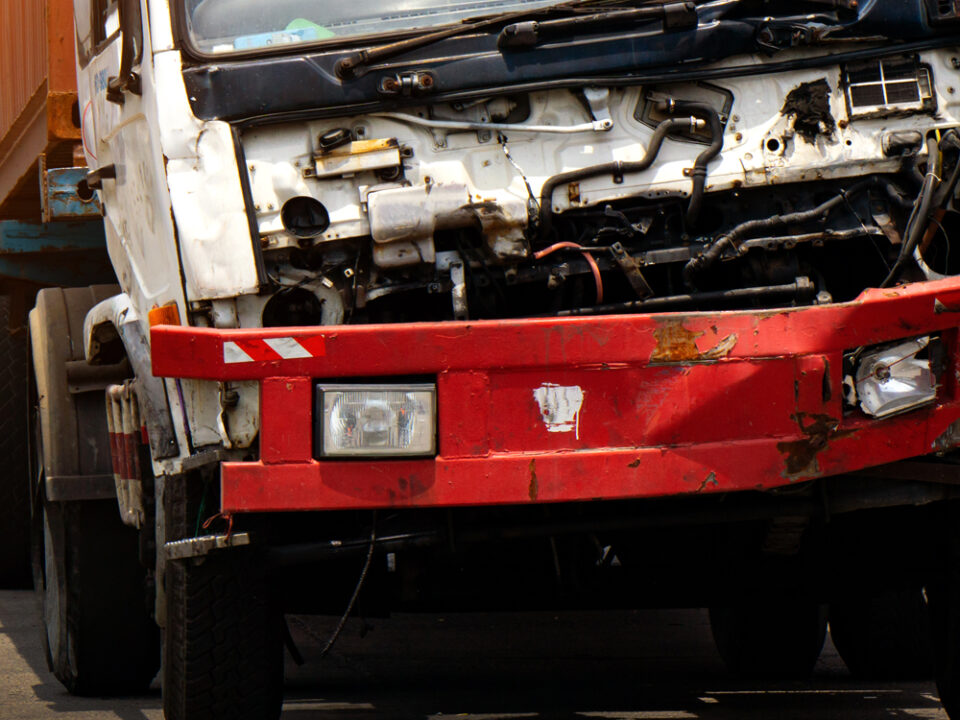 Some Common Operator Mistakes That Cause Preventable Truck Accidents in Texas